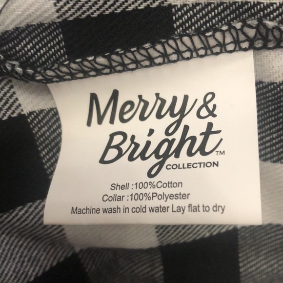 BNWOT Pet Robe in Black&White Buffalo plaid - Picture 4 of 9